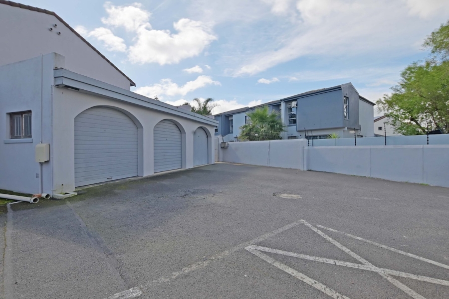 3 Bedroom Property for Sale in Table View Western Cape